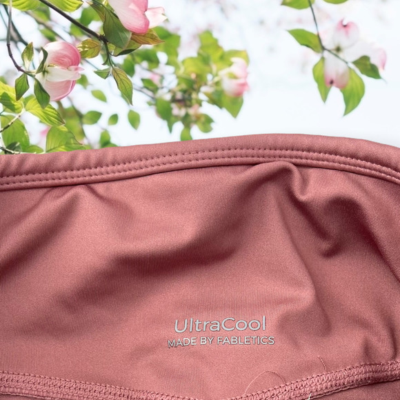 Fabletics Mid-Rise Ultracool Leggings Size Large - Picture 7 of 8